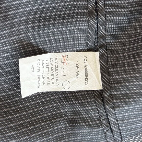 Calvin Klein SLIM Mens Sport Coat 48R Jacket Two Button Gray Wool Solid - Picture 5 of 8